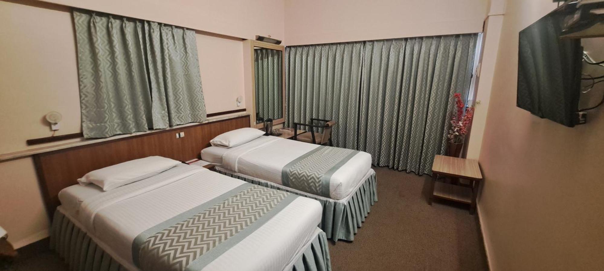 Hotel Swaroop Púna Kültér fotó